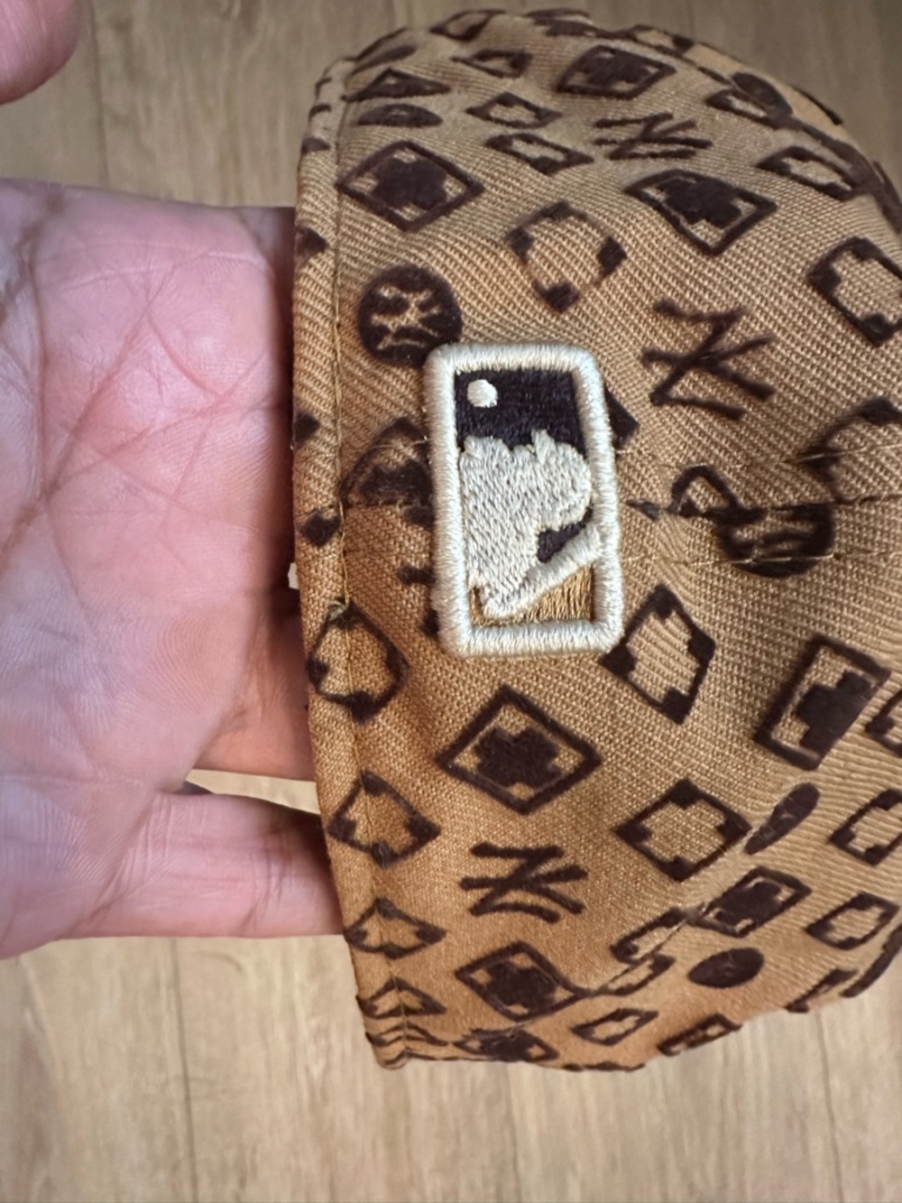 NY Yankees New Era 59Fifty Hat 71/8 Brown Monogram MLB Authentic Streetwear Cap - Picture 5 of 6